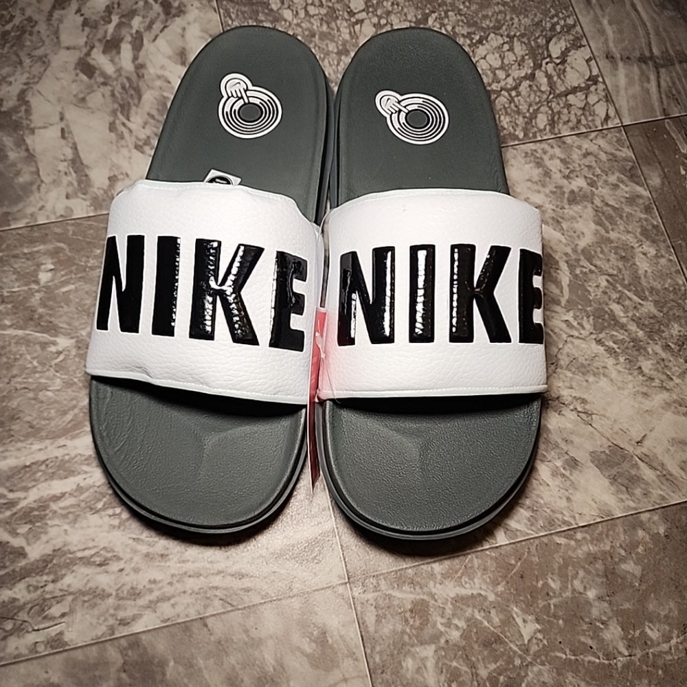 Nike Offcourt Slide Slipper Black White Grey BQ4639 001 Men's Size 11